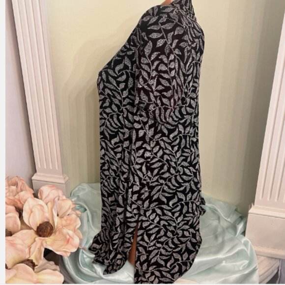 Ronni Nicole. Size 6 Textured Acetate Tunic. Short Dress. Button Up. B123 - Picture 3 of 4